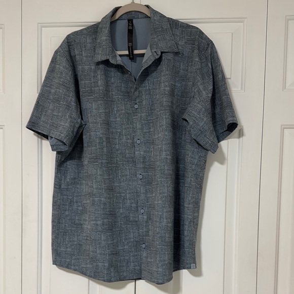 Lululemon Athletica Gray Casual Button Down Shirt - Picture 2 of 7